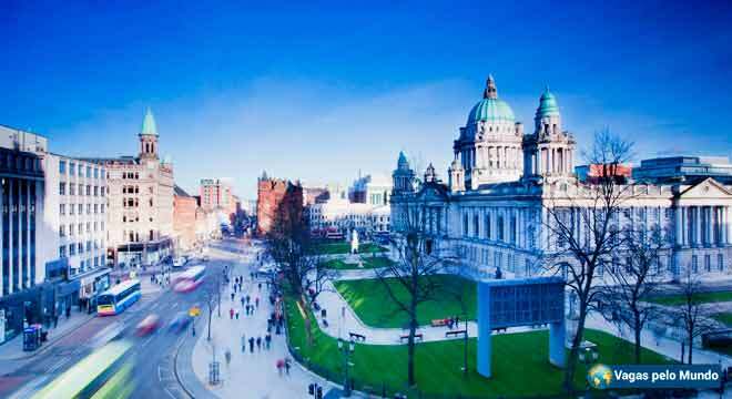 Belfast tem mais de 2 mil vagas abertas