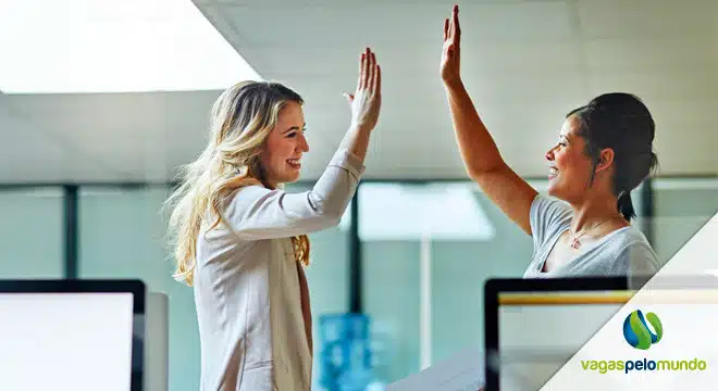 Bolsas de estudo Santander mulheres