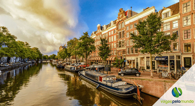 Canal de Amsterdã, Holanda