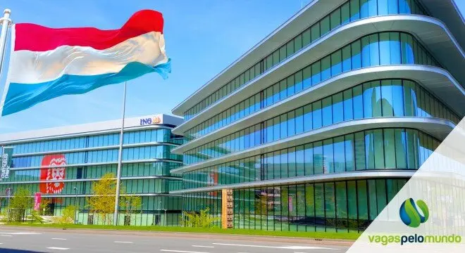 Banco holandês recruta em Luxemburgo
