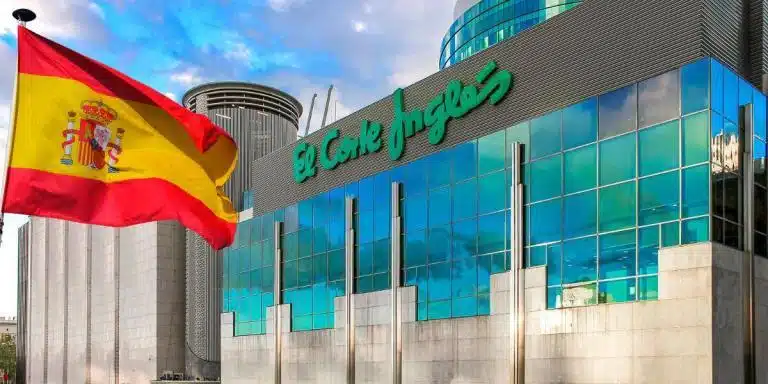 Grande rede de lojas recruta na Espanha