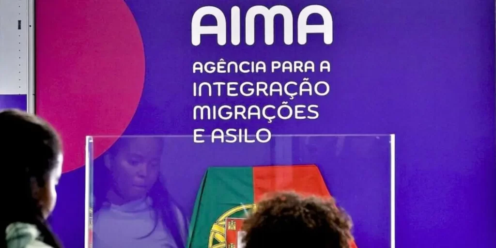 Governo de Portugal confirma a expulsão