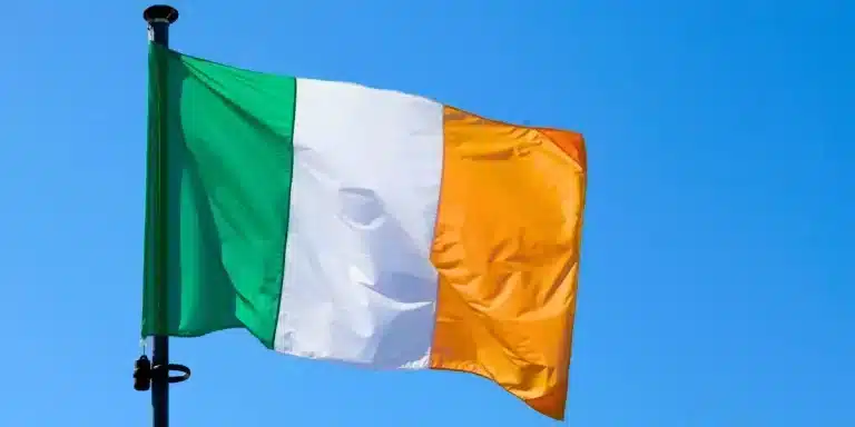 Empresa da Irlanda busca colaboradores