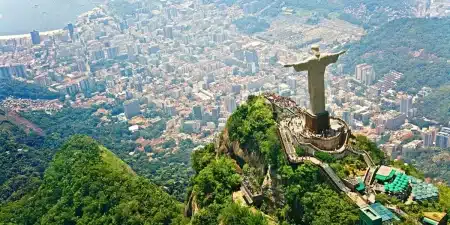 Portugueses desistem do Brasil