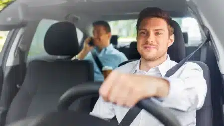 Carteira de motorista brasileira passa a valer em Portugal, inclusive para trabalho Carteira de motorista brasileira passa a valer em Portugal