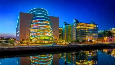 PwC abre seleção para dezenas de vagas na Irlanda