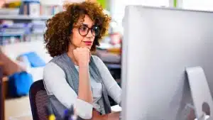 Como retomar o foco no trabalho