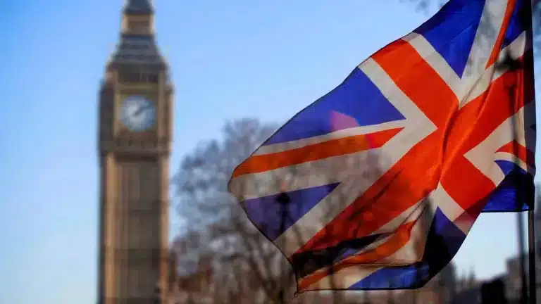 Empregos bem pagos no Reino Unido em 2026 e que não exigem diploma Empregos bem pagos no Reino Unido