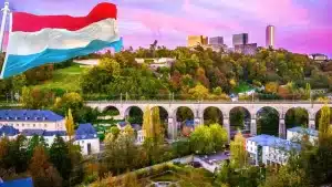 Luxemburgo procura profissionais que falam português