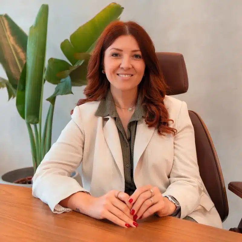 Bianka Eickenberg co-fundadora da CrossBridge Sourcing 