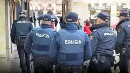 Imigrantes regularizados na Espanha deportados na EU