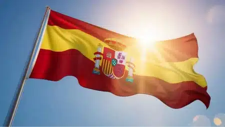 Multinacional na Espanha anuncia a contratação de 1.500 profissionais Multinacional na Espanha